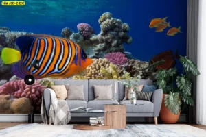 วอลเปเปอร์โลกใต้น้ำสไตล์โมเดิร์น ตกแต่งผนังห้องนั่งเล่นด้วยภาพปลาทะเลเล็กใหญ่และแนวปะการังสีรุ้ง สร้างจุดโฟกัสสุดประทับใจ
