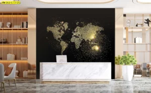 ภาพแผนที่โลกสีทองบนพื้นดำหลังเคาน์เตอร์ต้อนรับองค์กร สื่อเครือข่ายระดับสากลและยกระดับภาพลักษณ์มืออาชีพในโถงรับแขกขนาดใหญ่