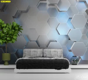 การตกแต่งผนังหัวเตียงด้วย วอลเปเปอร์ลายกราฟิกรวงผึ้ง หกเหลี่ยมสามมิติ สีเงินสไตล์ฟิวเจอริสติก เพิ่มความล้ำสมัยน่าค้นหาให้ห้องนอน