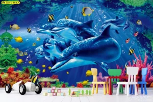 ห้องเล่นเด็กธีมโลกใต้น้ำพร้อมวอลเปเปอร์วาฬและโลมาครอบครัวเล่นน้ำอย่างมีความสุขสำหรับกระตุ้นจินตนาการเด็กเล็ก