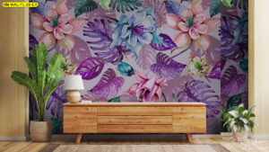 วอลเปเปอร์ใบไม้หลากสีสัน ลายดอกไม้สีม่วงชมพูกับใบไผ่สีเขียวตกแต่งห้องรับแขกพร้อมตู้ไม้ธรรมชาติและต้นไม้ในกระถาง