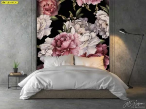 วอลเปเปอร์ห้องนอนลายดอกโบตั๋นสีชมพูบนพื้นหลังดำ ติดบนผนังคอนกรีตลอฟต์ ให้ห้องพักโฮมสเตย์ดูหรู เท่ และเหมาะเป็นฉากถ่ายรูปหัวเตียง