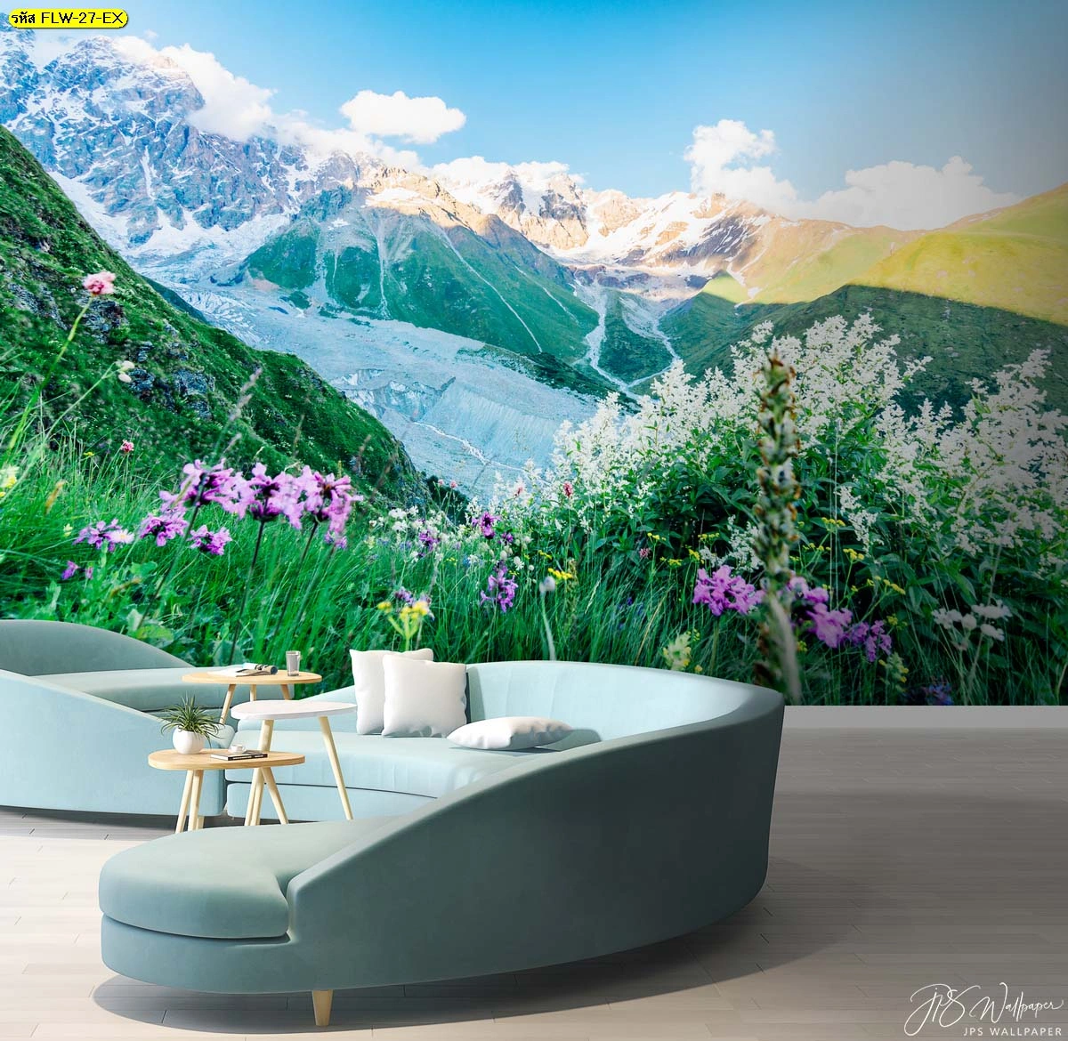 วอลเปเปอร์ภาพวิวทุ่งดอกไม้ สีม่วงและขาวริมเนินเขาพร้อมภูเขาสูงและท้องฟ้าฟ้าใส เหมาะสำหรับแต่งมุมนั่งเล่นในโฮมออฟฟิศให้กลายเป็นพื้นที่พักสายตาและต่อยอดความคิดสร้างสรรค์