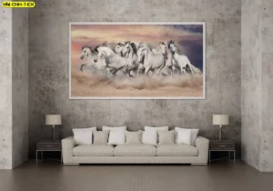 ภาพแต่งห้องสไตล์มินิมอลด้วยวอลเปเปอร์ลายม้ามงคลสีขาวล้วนวิ่งฝุ่นตลบแสดงพลังความเร็วและความแข็งแกร่งอย่างเหนือชั้น