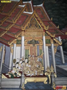 วอลเปเปอร์ภาพพระรามรบศัพย์ตอนประทับในปราสาทแสดงลายเส้นไทยแบบดั้งเดิมที่คมชัดช่วยเสริมภาพลักษณ์ห้องรับแขกให้ดูภูมิฐาน