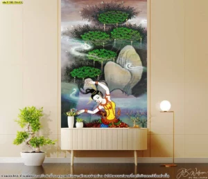 วอลเปเปอร์ศิลปะไทยลายป่าหิมพานต์ภาพนางฟ้าอัปสรร่ายรำสีสันสดใสตกแต่งผนังหลังชั้นวางของให้ดูหรูหราและมีเอกลักษณ์ไทยประยุกต์