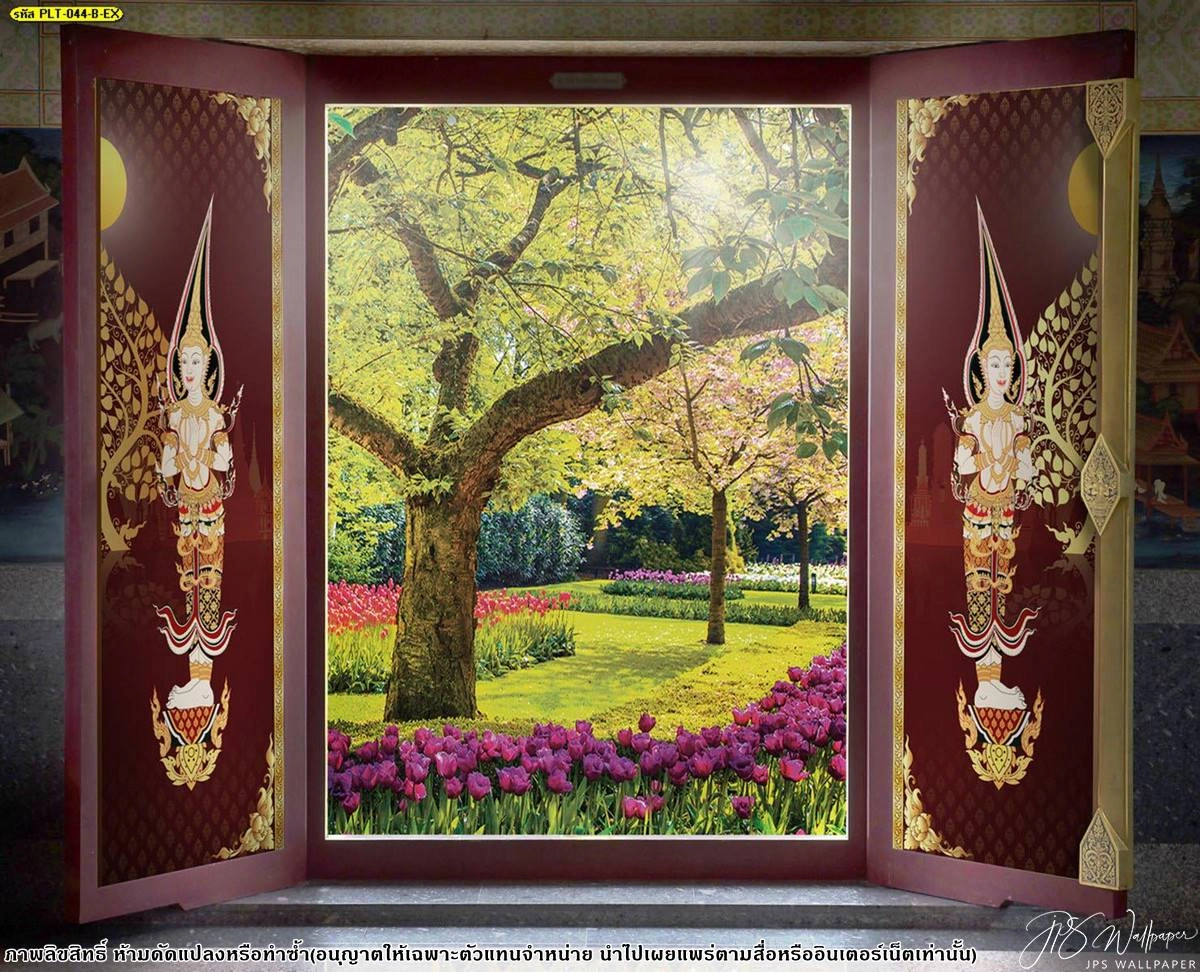 สติ๊กเกอร์ติดกระจกห้องพระลายไทยสีแดงทองรูปเทวดายืนคู่ประดับประตูกระจกใสเห็นวิวสวนด้านนอกดูสว่างไสว