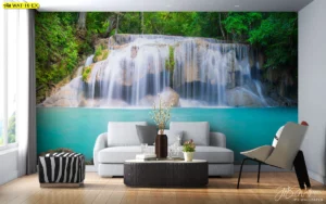 วอลเปเปอร์ภาพน้ำตกสีฟ้าเทอร์ควอยซ์ตกแต่งผนังห้องนั่งเล่นสไตล์โมเดิร์นช่วยเพิ่มความสว่างและบรรยากาศแห่งความสุข