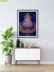 ภาพศิลปะไทยตกแต่งห้องพระในกรอบสีดำ ติดผนังห้องสไตล์มินิมอลพร้อมเฟอร์นิเจอร์ไม้สีอ่อน