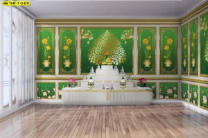 การจัดแสงไฟซ่อนบริเวณเพดานห้องพระที่ผสมผสานกับผนังลวดลายไทยโทนสีเขียวหัวเป็ดช่วยเพิ่มมิติความลึกและความศักดิ์สิทธิ์